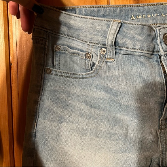 American Eagle Ne(x)t Level Stretch High Waisted Jean Shorts | Size: 10 - Picture 3 of 6